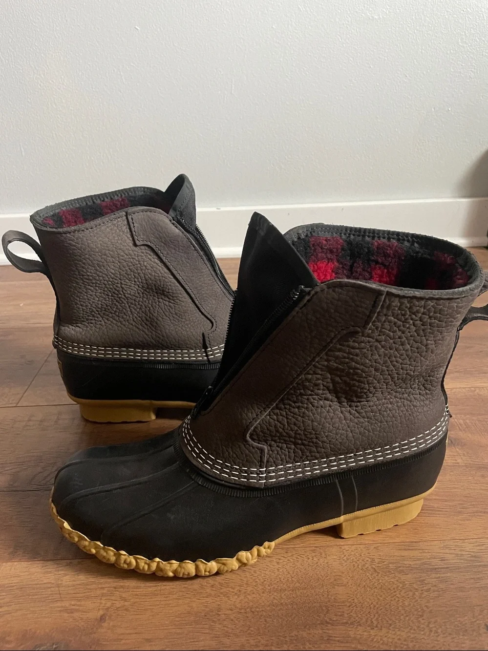 L.L. Bean Bean Boots Men’s 8